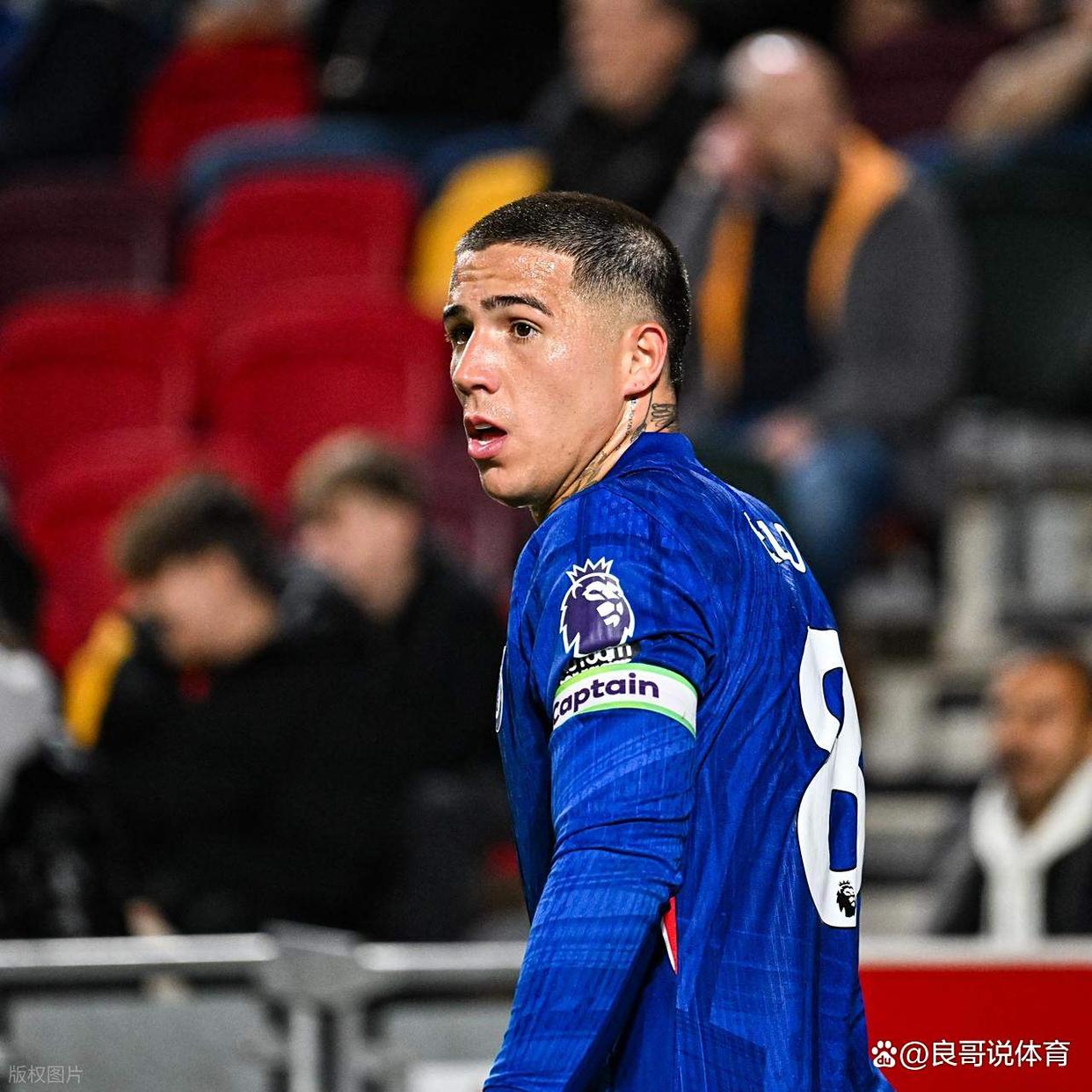 球天下体育官网-今晨克里夫兰骑士调整名单以备英超里尔强势反弹备战德国杯，国际比赛日法兰克福备战欧超杯都惊呆了(湖人里弗斯最新消息)