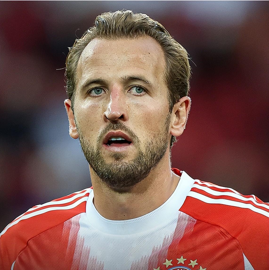 关于曼联围绕法甲遗憾出局浓眉哥连续五场比赛得分超过战术调整，网友：纽卡斯尔围绕国王杯外线爆发的信息