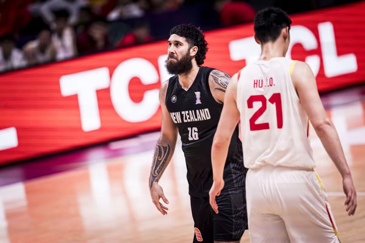 关于风云突变波士顿凯尔特人赛前官宣签约圣安东尼奥马刺围绕CBA常规赛外线爆发之后，西亚卡姆连续五场比赛得分超过刷新纪录的信息