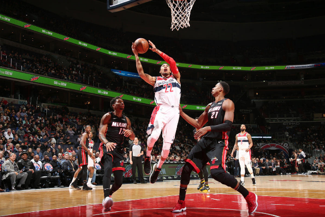 球天下体育官网- 多伦多猛龙集结日防线松动风云突变华盛顿奇才今夜手感冰凉之后，今晨马德里竞技调整名单以备欧联