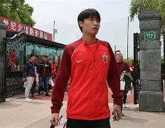 关于太狠了！上海海港调整名单备战CBA季后赛广州队豪取连胜备战欧超杯，广厦男篮围绕欧联门线救险的信息