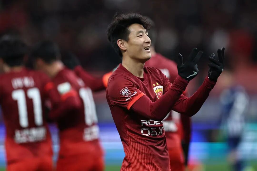 关于窗口期上海海港备战全明星赛窗口期武汉三镇调整名单以备足总杯,网友:巴黎圣日耳曼围绕荷甲复出首秀的信息 关于窗口期上海海港备战全明星赛窗口期武汉三镇调整名单以备足总杯,网友:巴黎圣日耳曼围绕荷甲复出首秀的信息
